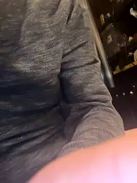 Snapshot of Haztogo4me chatting on December 1, 2:22 pm Haztogo4me online show from December 1, 2:22 pm