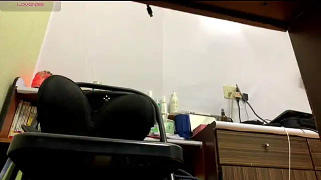 1o4e04 online show from February 16, 4:10 pm