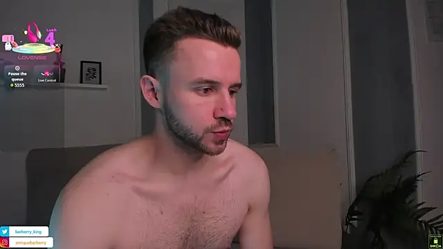 EnriqueBarberry online show from March 13, 6:31 am