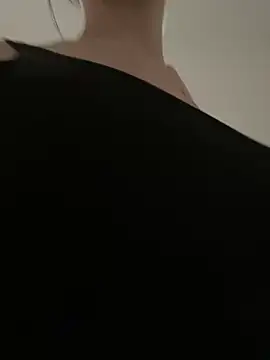 ivyleague  online show from March 22, 8:18 am