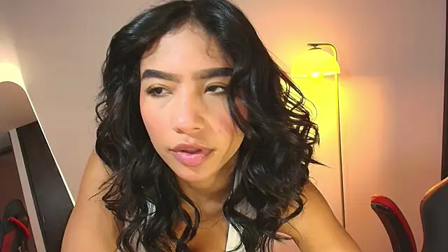 samy jonnes  online show from October 13, 10:43 pm