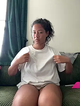 VanessaBling online show from June 24, 2:38 pm