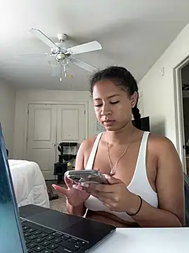 VanessaBling online show from June 27, 2:44 pm