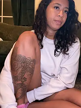 VanessaBling online show from July 17, 2:51 am
