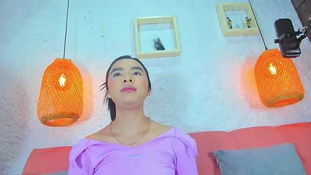 emiily s online show from November 6, 12:06 pm