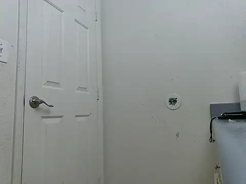 Fuckmyassg00d online show from December 17, 10:22 pm