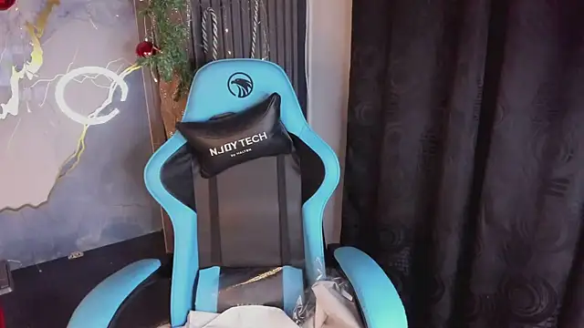 BrendaBrooks online show from December 16, 2:27 pm