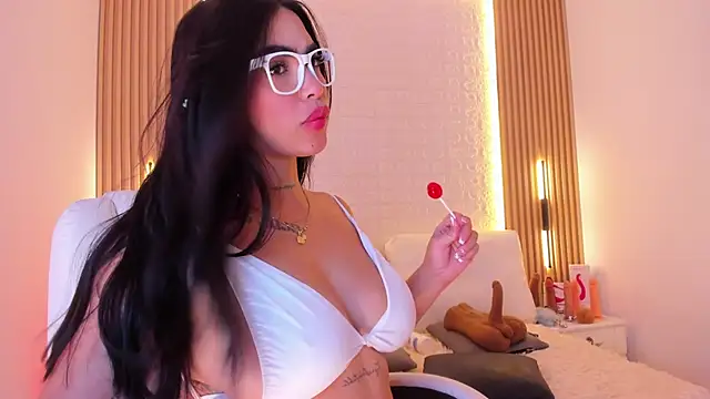 alyssa vargas online show from October 13, 3:34 pm