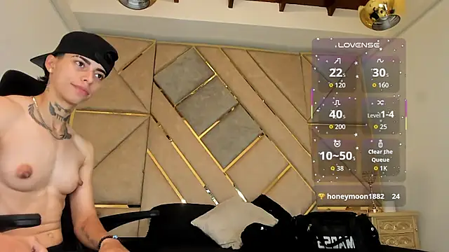 Snapshot of AmberAdams_ chatting on September 24, 2:53 pm AmberAdams online show from September 24, 2:53 pm