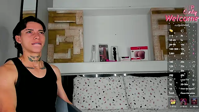 Snapshot of AmberAdams_ chatting on March 3, 4:13 pm AmberAdams online show from March 3, 4:13 pm