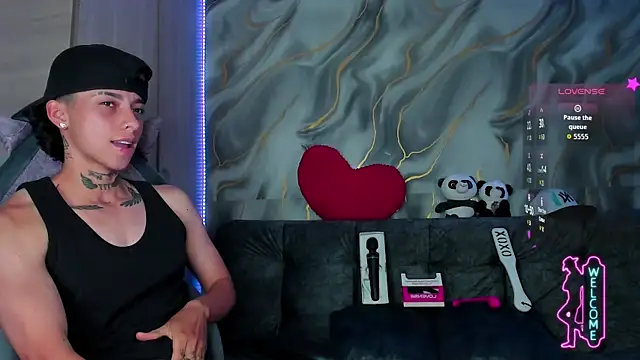 Snapshot of AmberAdams_ chatting on June 13, 8:07 pm AmberAdams online show from June 13, 8:07 pm