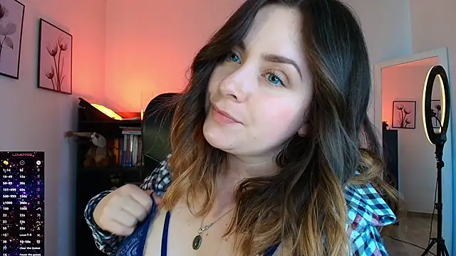 Snapshot of miss_seline chatting on March 15, 8:59 pm miss seline online show from March 15, 8:59 pm