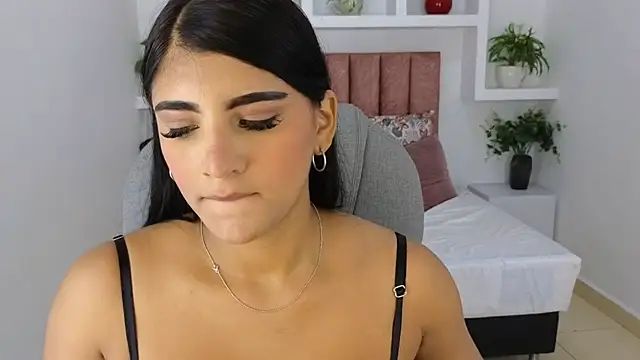 maiaa ruiz online show from July 30, 8:19 pm