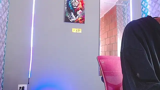 Liam lee online show from April 5, 2:03 pm