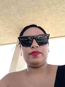 Snapshot of Francesca_ferrari chatting on February 3, 7:42 pm Francesca ferrari online show from February 3, 7:42 pm