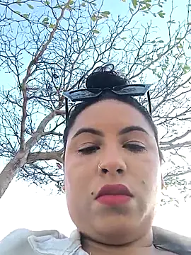 Snapshot of Francesca_ferrari chatting on February 13, 9:38 pm Francesca ferrari online show from February 13, 9:38 pm