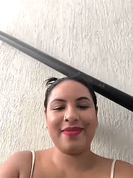 Snapshot of Francesca_ferrari chatting on March 5, 8:32 pm Francesca ferrari online show from March 5, 8:32 pm