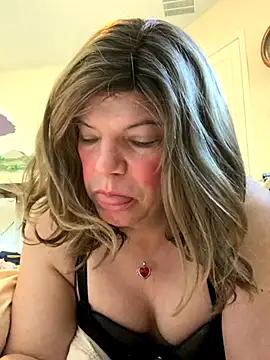 Snapshot of balad13 chatting on October 21, 4:30 pm balad13 online show from October 21, 4:30 pm