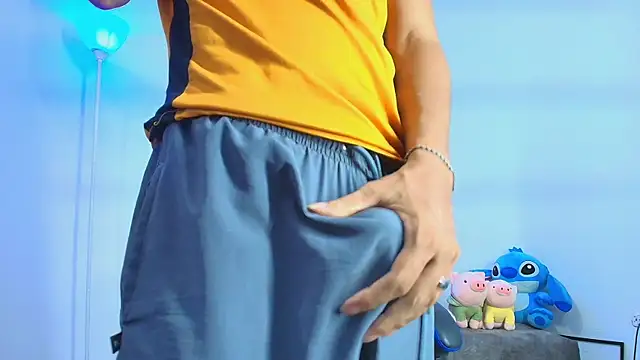 TylerWhite  online show from September 17, 3:52 am