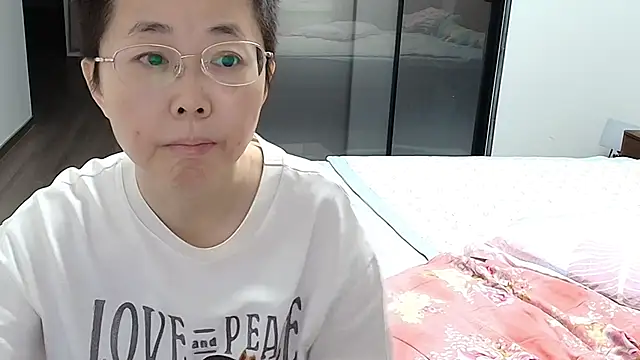 sonyx online show from September 28, 4:01 pm