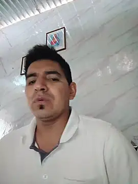 latino17 online show from March 12, 2:45 pm