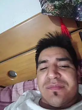 latino17 online show from March 27, 6:30 am