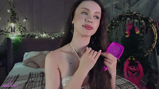 Snapshot of Meow_Nancy chatting on December 16, 11:55 am Meow Nancy online show from December 16, 11:55 am