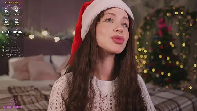 Snapshot of Meow_Nancy chatting on December 21, 12:16 pm Meow Nancy online show from December 21, 12:16 pm