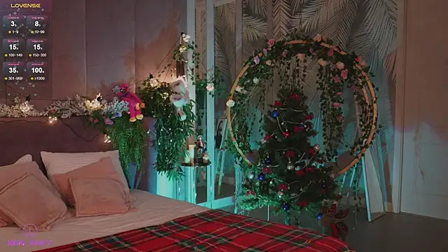 Snapshot of Meow_Nancy chatting on January 6, 5:08 am Meow Nancy online show from January 6, 5:08 am