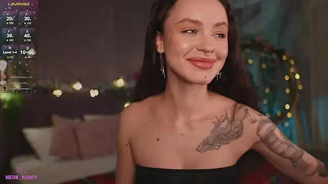 Snapshot of Meow_Nancy chatting on January 10, 8:29 am Meow Nancy online show from January 10, 8:29 am