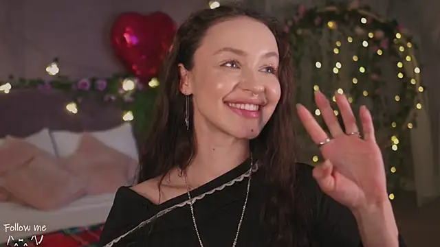 Snapshot of Meow_Nancy chatting on February 14, 5:41 am Meow Nancy online show from February 14, 5:41 am