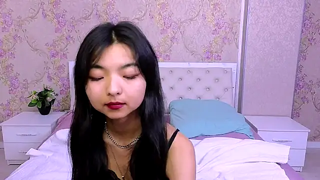 Shy Kira online show from December 2, 3:36 pm