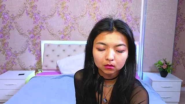 Shy Kira online show from January 17, 6:33 pm