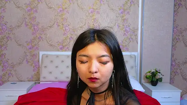 Shy Kira online show from February 4, 12:44 pm