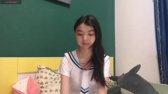 Shy Kira online show from March 31, 10:37 am