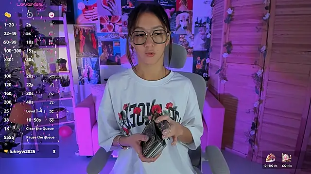 LanaBaker online show from February 15, 5:51 am