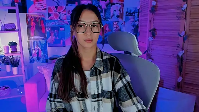 LanaBaker online show from March 13, 6:05 am