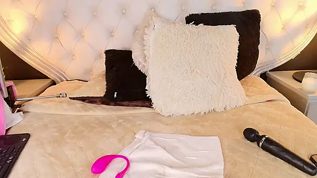 Sofia Convers online show from January 15, 7:12 pm