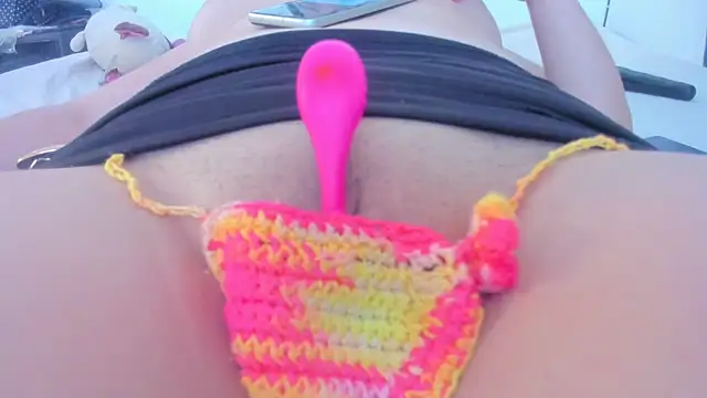 KarelySexy online show from July 18, 1:15 pm