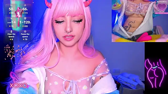 HollyDominic online show from February 22, 1:57 pm