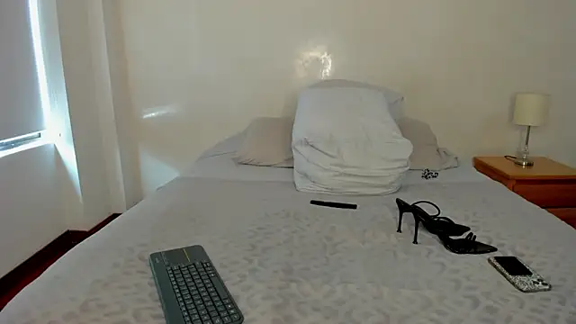 melisa ferretti online show from February 4, 6:03 pm