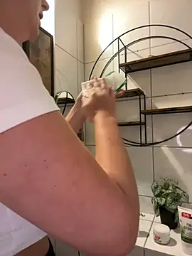 Snapshot of Off__Melonenmandy chatting on November 25, 3:56 pm Off Melonenmandy online show from November 25, 3:56 pm