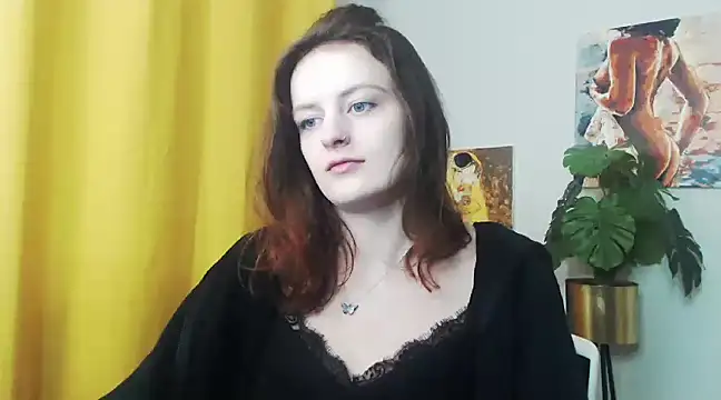 Snapshot of juicyNadine chatting on December 10, 6:22 am juicyNadine online show from December 10, 6:22 am