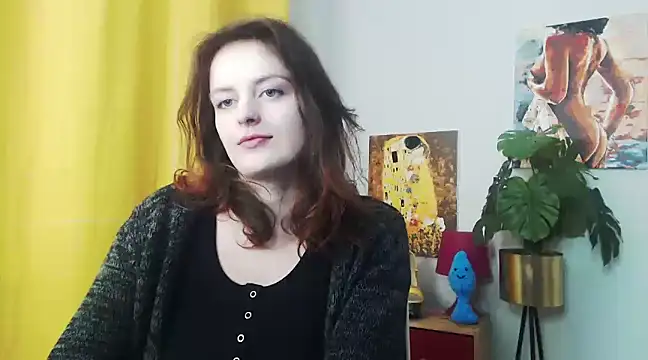 Snapshot of juicyNadine chatting on December 16, 9:24 am juicyNadine online show from December 16, 9:24 am