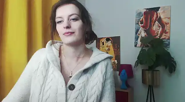 Snapshot of juicyNadine chatting on January 8, 6:20 am juicyNadine online show from January 8, 6:20 am