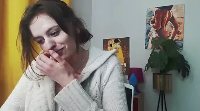 Snapshot of juicyNadine chatting on January 8, 9:21 am juicyNadine online show from January 8, 9:21 am