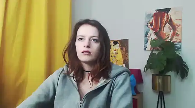 Snapshot of juicyNadine chatting on January 10, 6:20 am juicyNadine online show from January 10, 6:20 am