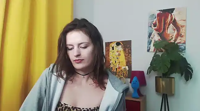 Snapshot of juicyNadine chatting on January 10, 9:23 am juicyNadine online show from January 10, 9:23 am