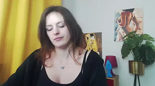 Snapshot of juicyNadine chatting on January 22, 12:27 pm juicyNadine online show from January 22, 12:27 pm