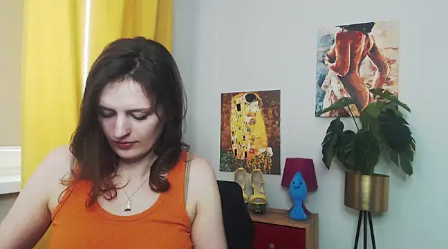 Snapshot of juicyNadine chatting on February 6, 12:16 pm juicyNadine online show from February 6, 12:16 pm